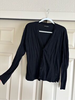 Banana Republic black long sleeve cardigan in L
